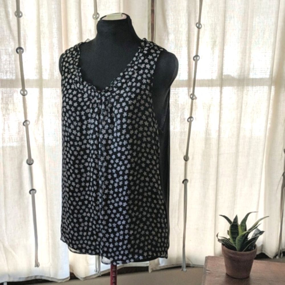 🌊3/$15 Elle black sleeveless blouse Small